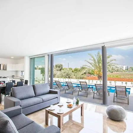 Pearl 2 Villa
